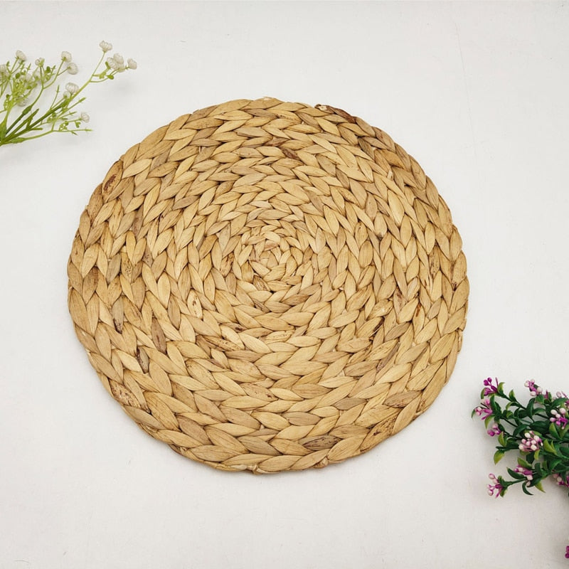 Set of 4 Round Woven Straw Placemats