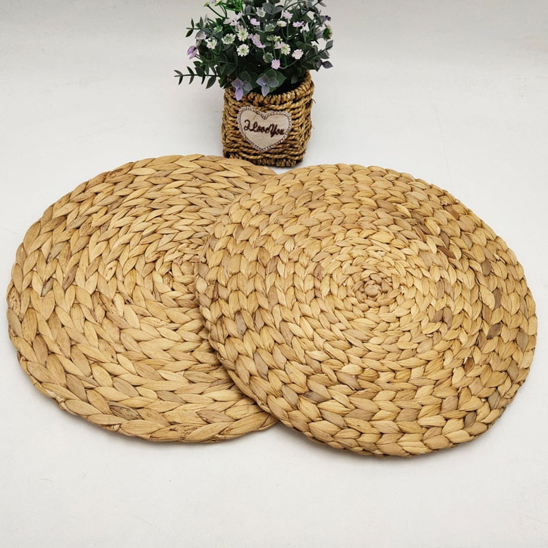 Set of 4 Round Woven Straw Placemats