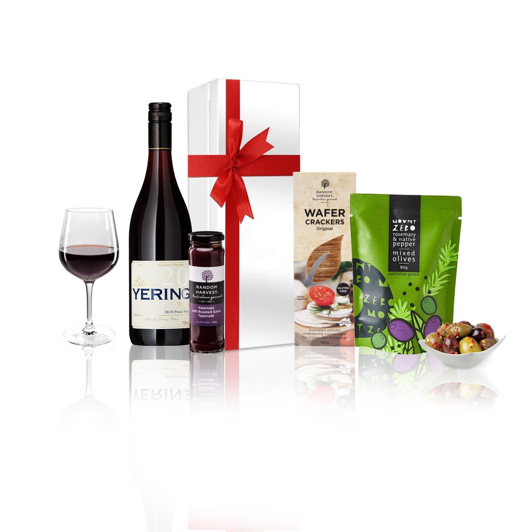 Pinot & Gourmet Treats Gift Hamper